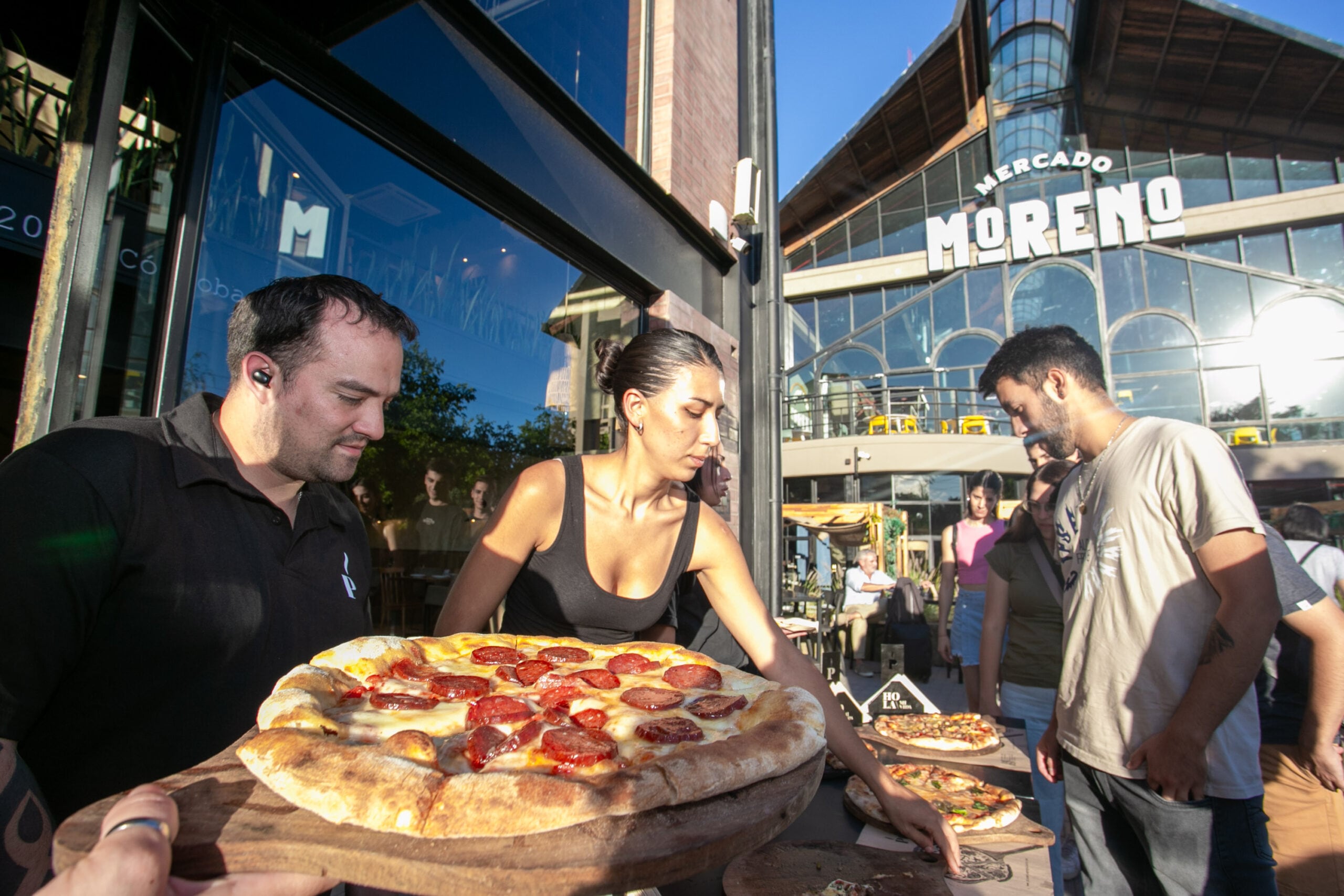 La Ciudad vivió una nueva Maratón a la Carta en Mercado Moreno