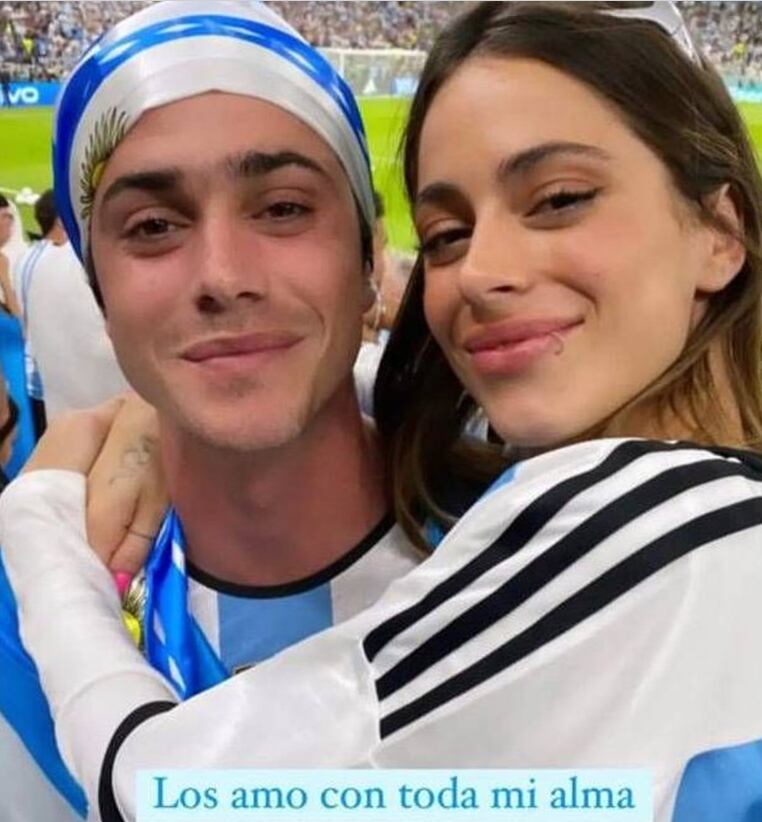 Tini Stoessel  y su hermano, Francisco.