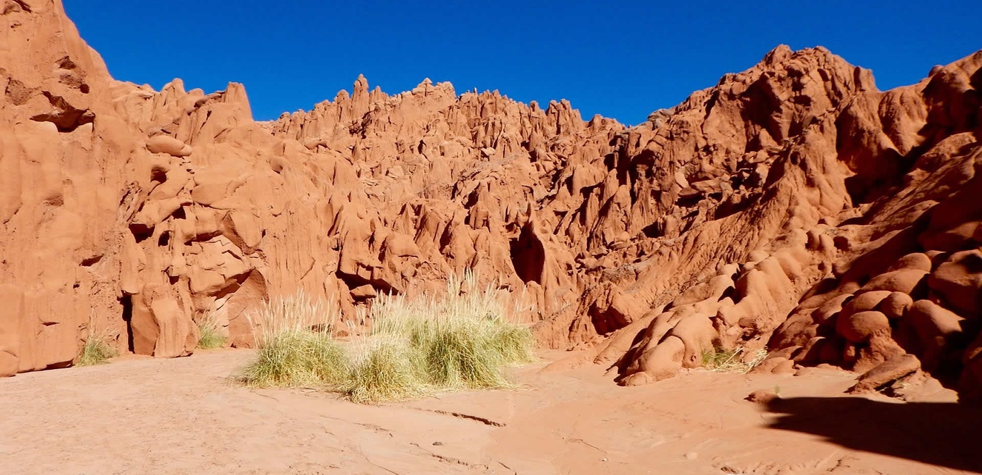 Imágenes de las Cuevas de Acsibi