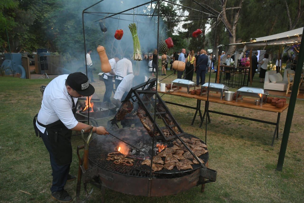 Diario Los Andes celebra 138 años junto a empresarios, políticos y personalidades de la cultura en el restaurante Bosco del parque General San Martín. Foto: Ignacio Blanco / Los Andes