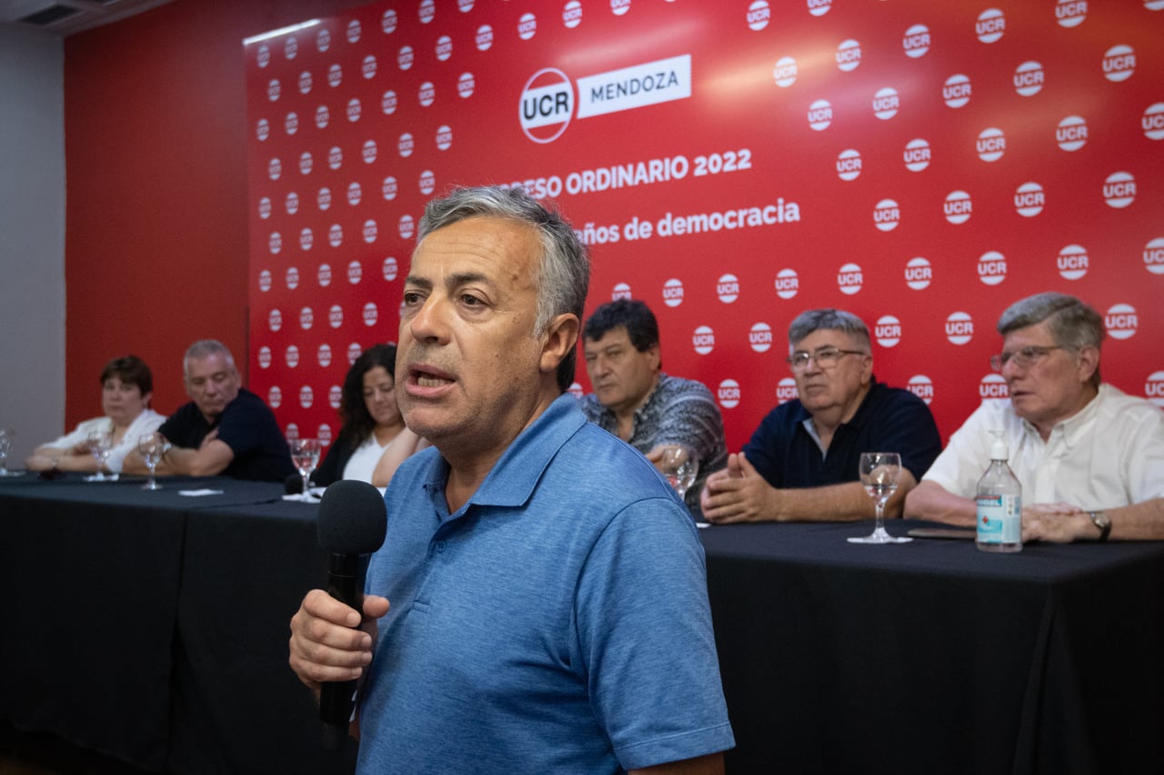 Congreso Ordinario UCR Mendoza, camino a los 40 años de democracia, en diciembre del año pasado.
 

Foto: Ignacio Blanco / Los Andes 