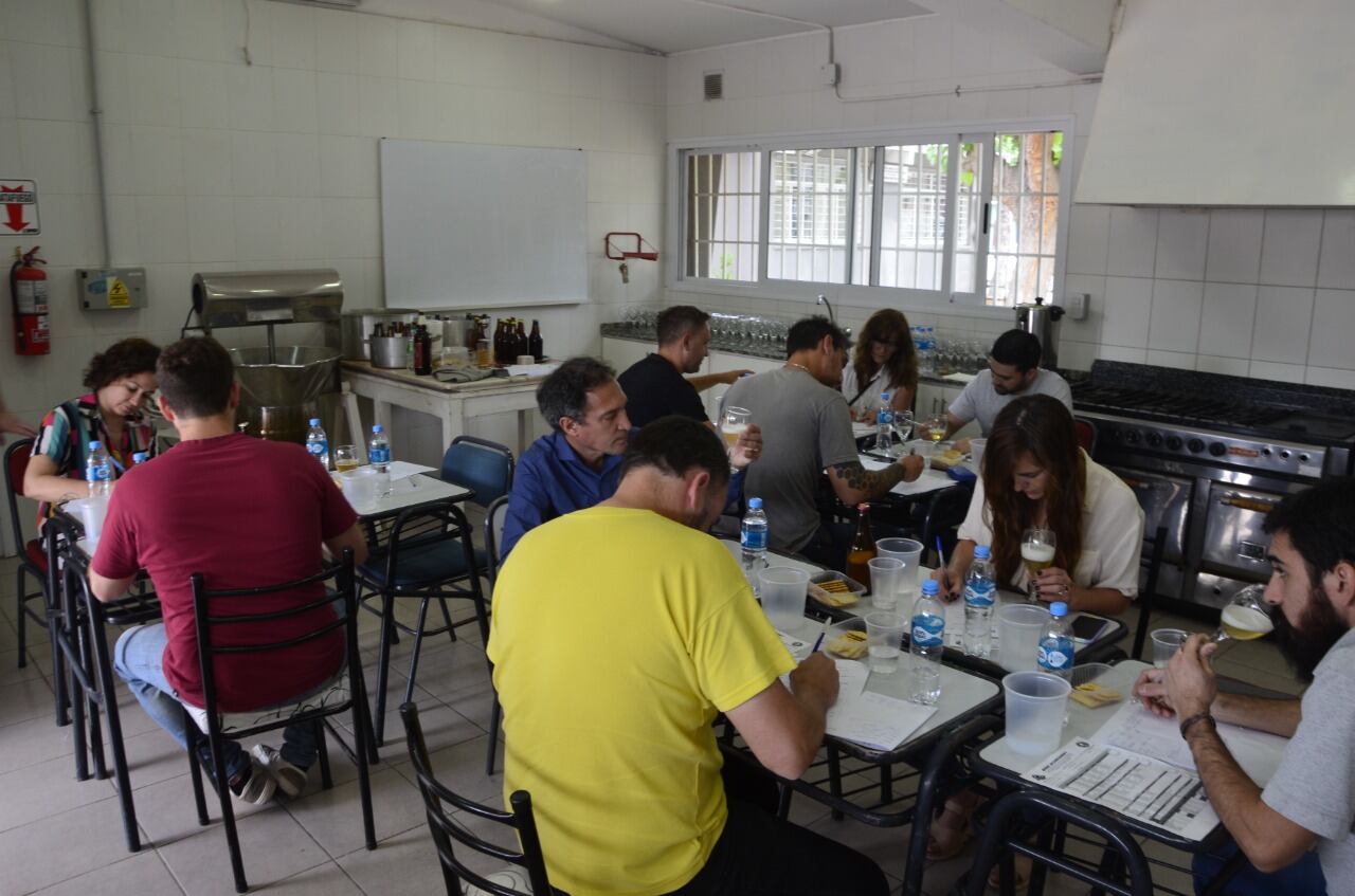 La cata de las cervezas se hizo a ciegas. - Gentileza