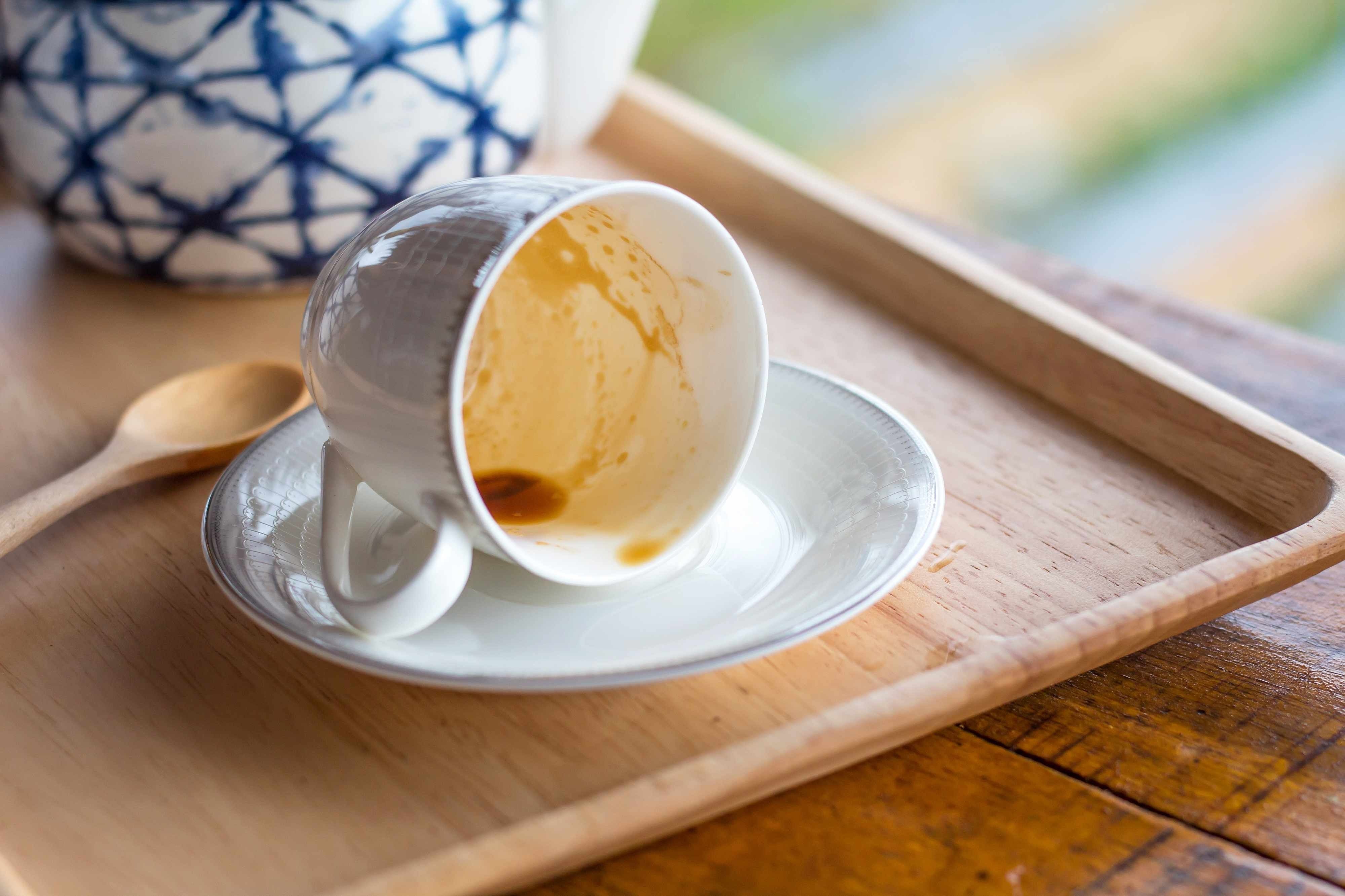 Paso a paso para eliminar las manchas de café