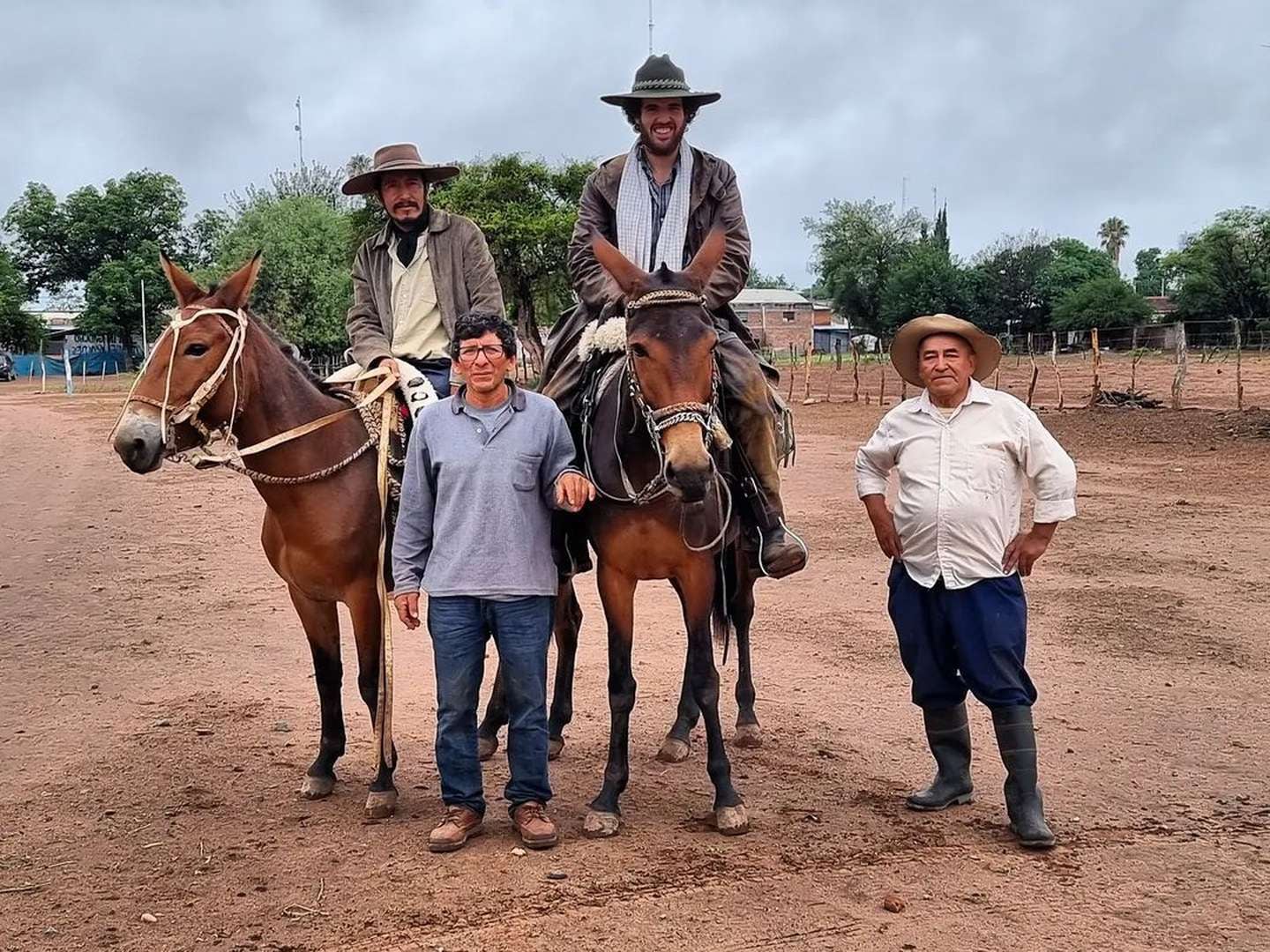 El joven compartió su travesía a través de la redes sociales.