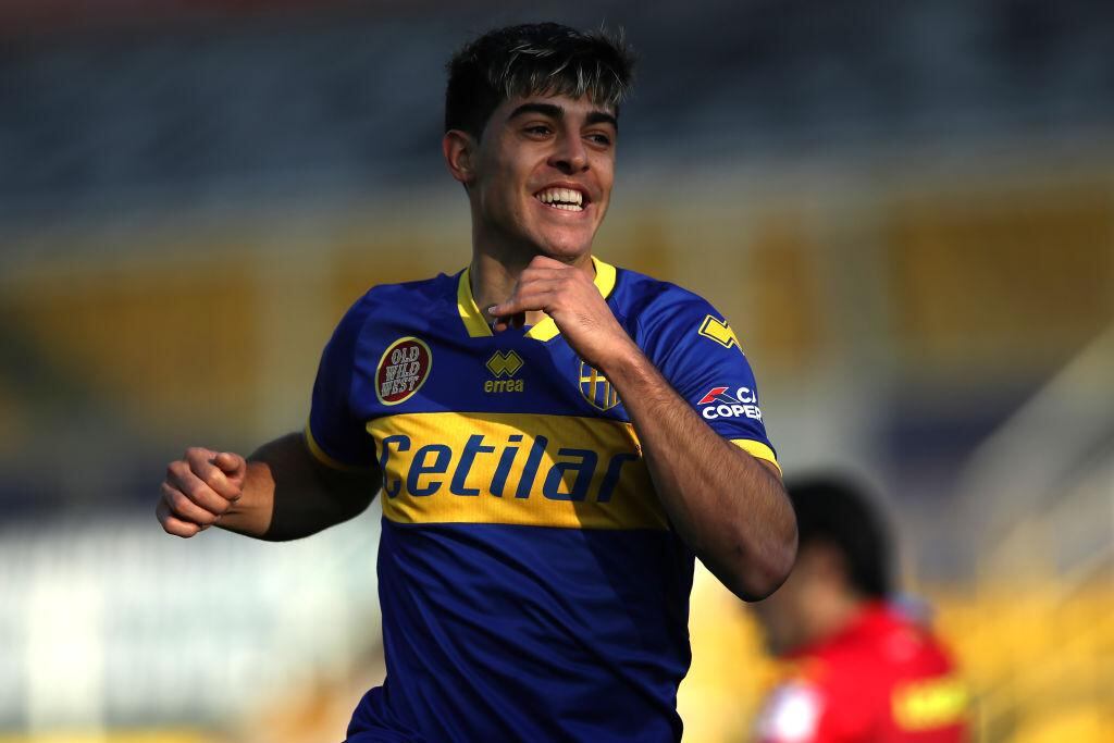 Brunetta marcó sus primeros goles en Italia para beneficio de Parma. 