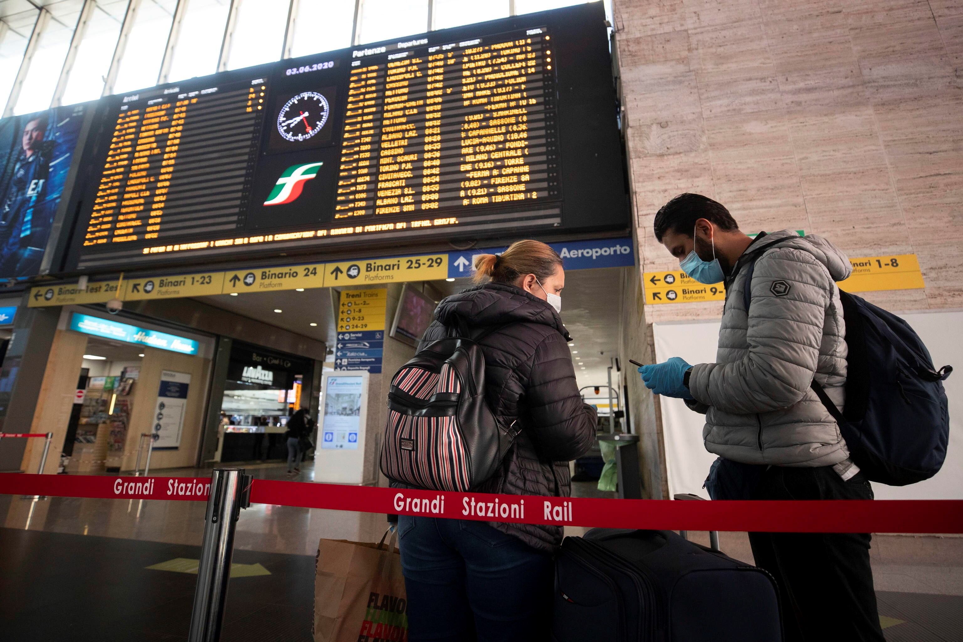 Francia abre su frontera con el Reino Unido tras cierre por la nueva cepa de coronavirus