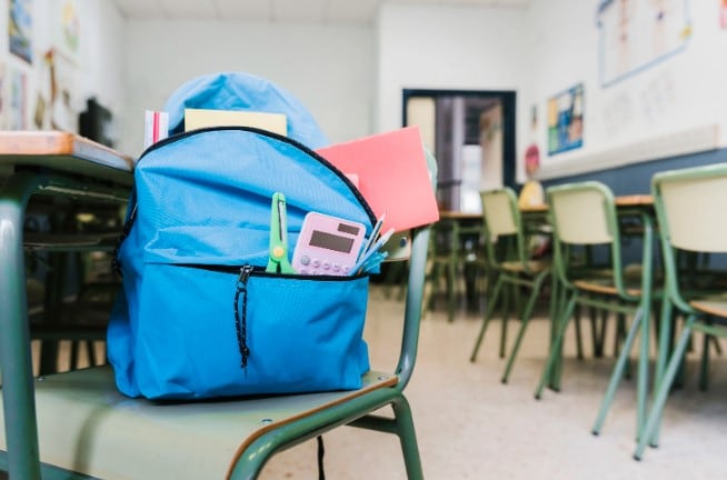 Entre las causas del “faltazo” los chicos también mencionan entre las principales causas cuestiones como llegar tarde, problemas de acceso como clima y transporte, problemas de salud de un familiar o tener que cuidar de alguien. 