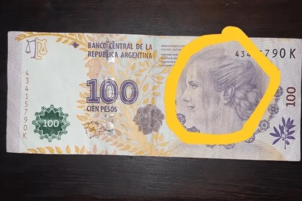 Aseguran que los billetes de $100 y $1000 con errores en la impresión pueden llegar a valer $10.000 para los coleccionistas.