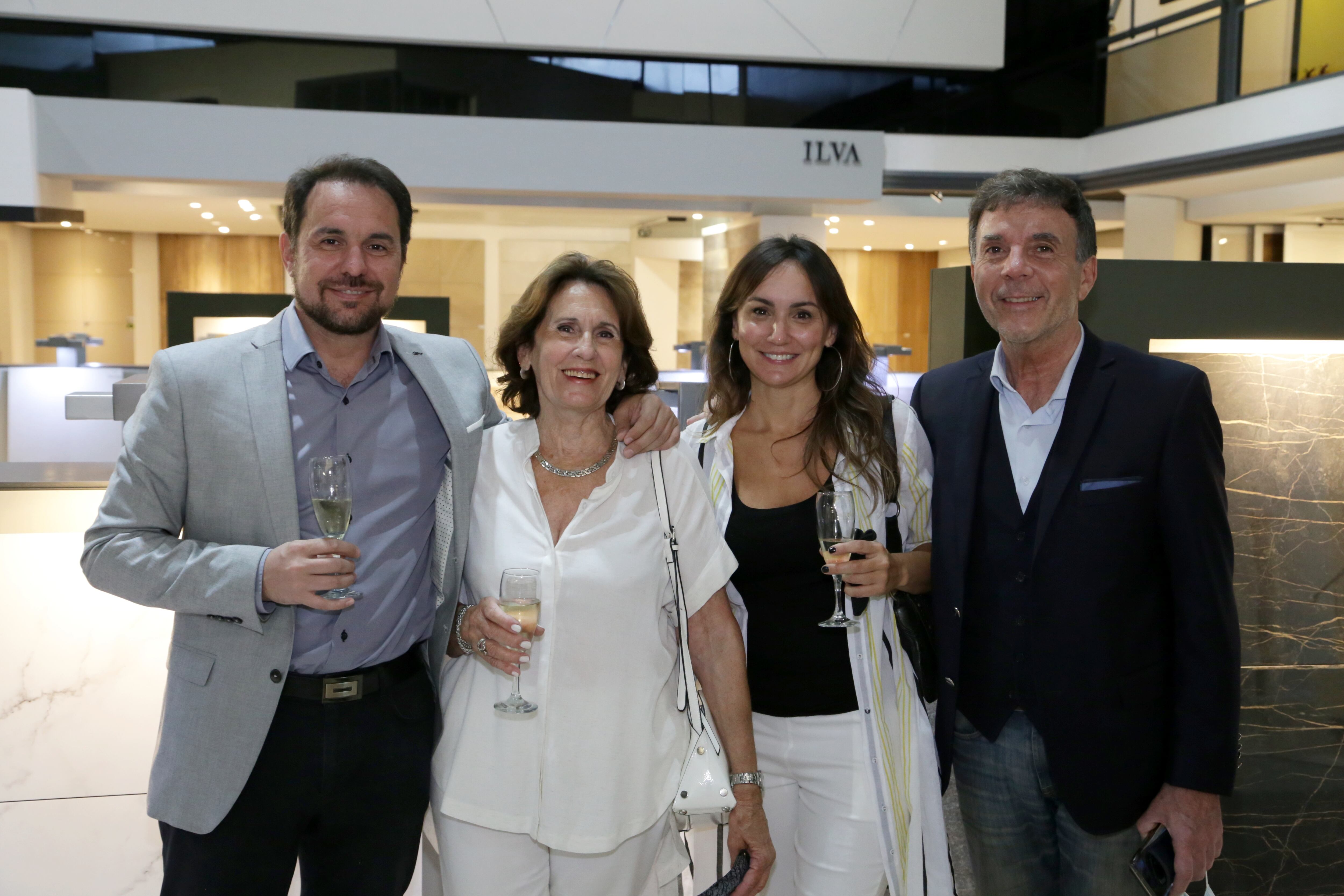 Facundo Gauna, Margo Rodriguez, Amarú Gauna y Diego Pérez Colman.