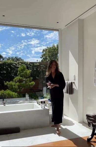 Así es por dentro la casa de Jennifer Aniston.