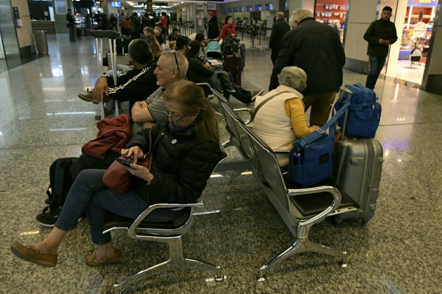 Vuelos cancelados y demorados en el aeropuerto de Mendoza por paro de Intercargo (Orlando Pelichotti / Los Andes)