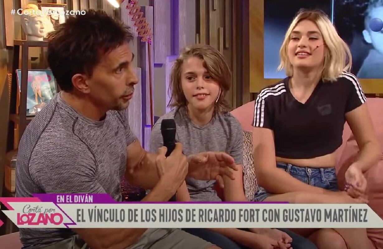 Gustavo Martínez junto a Felipe y Martita Fort en 2019 (Telefe)