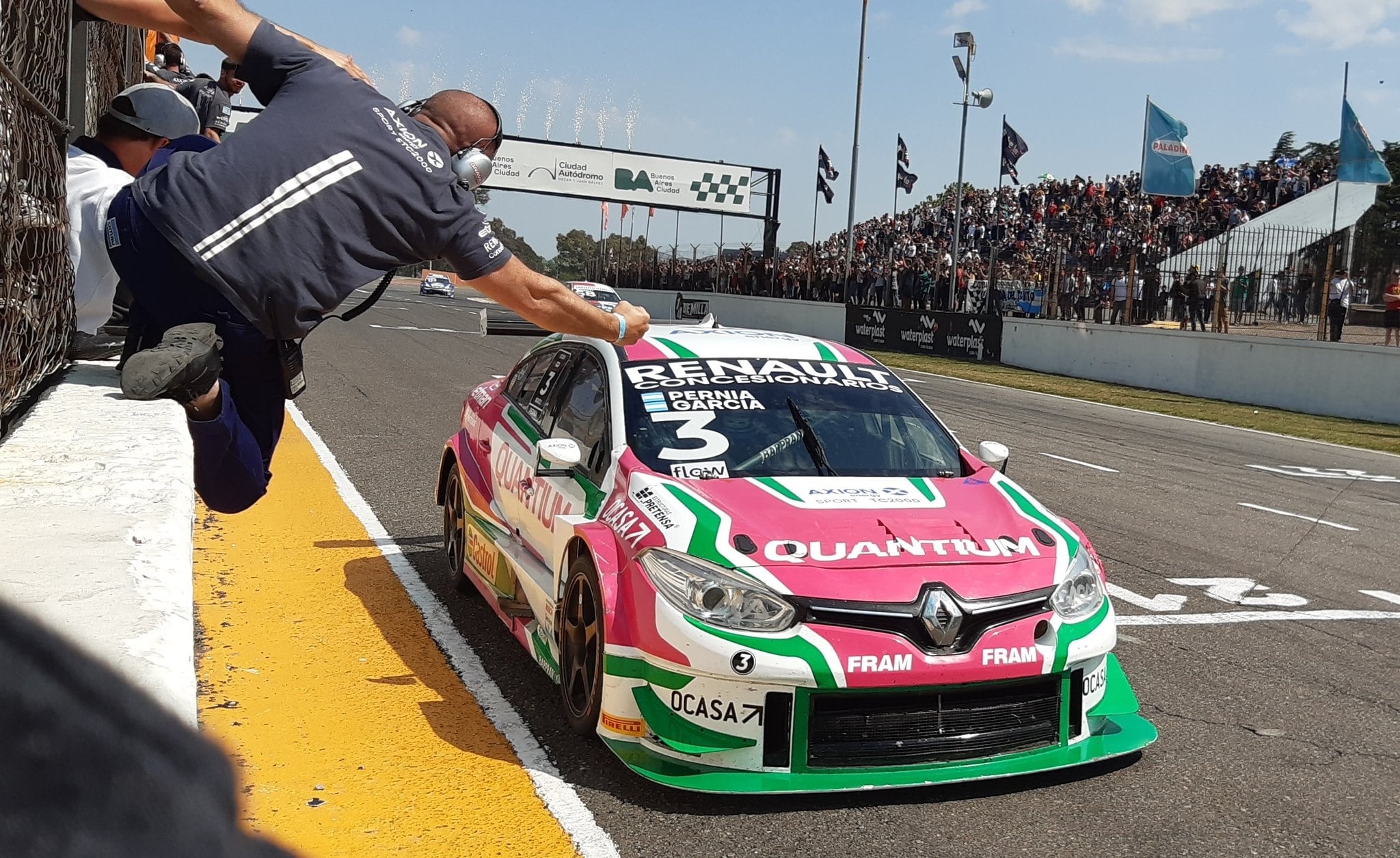 TC2000. Pernía y García ganaron otra vez los 200 Kilómetros de Buenos Aires