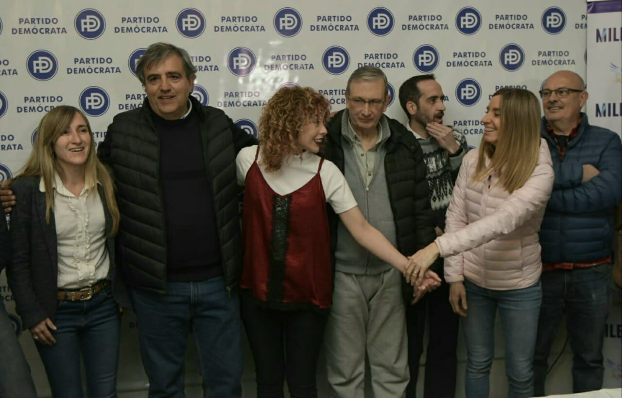 Los aliados locales del libertario se mostraron felices por los resultados que el economista obtuvo en nuestra provincia. Fotos Orlando Pelichotti.