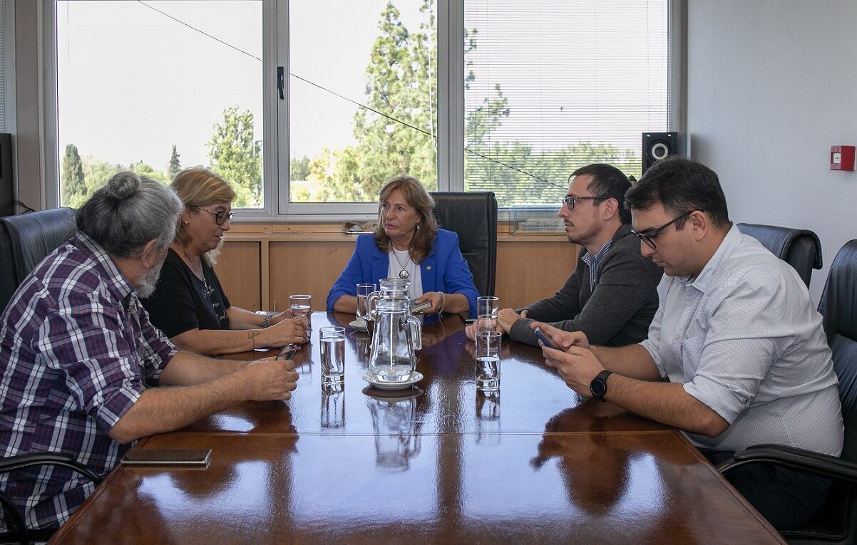 Autoridades de la universidad y docentes se reunieron esta semana y acordaron seguir trabajando en un espacio de diálogo. | Foto: UNCuyo