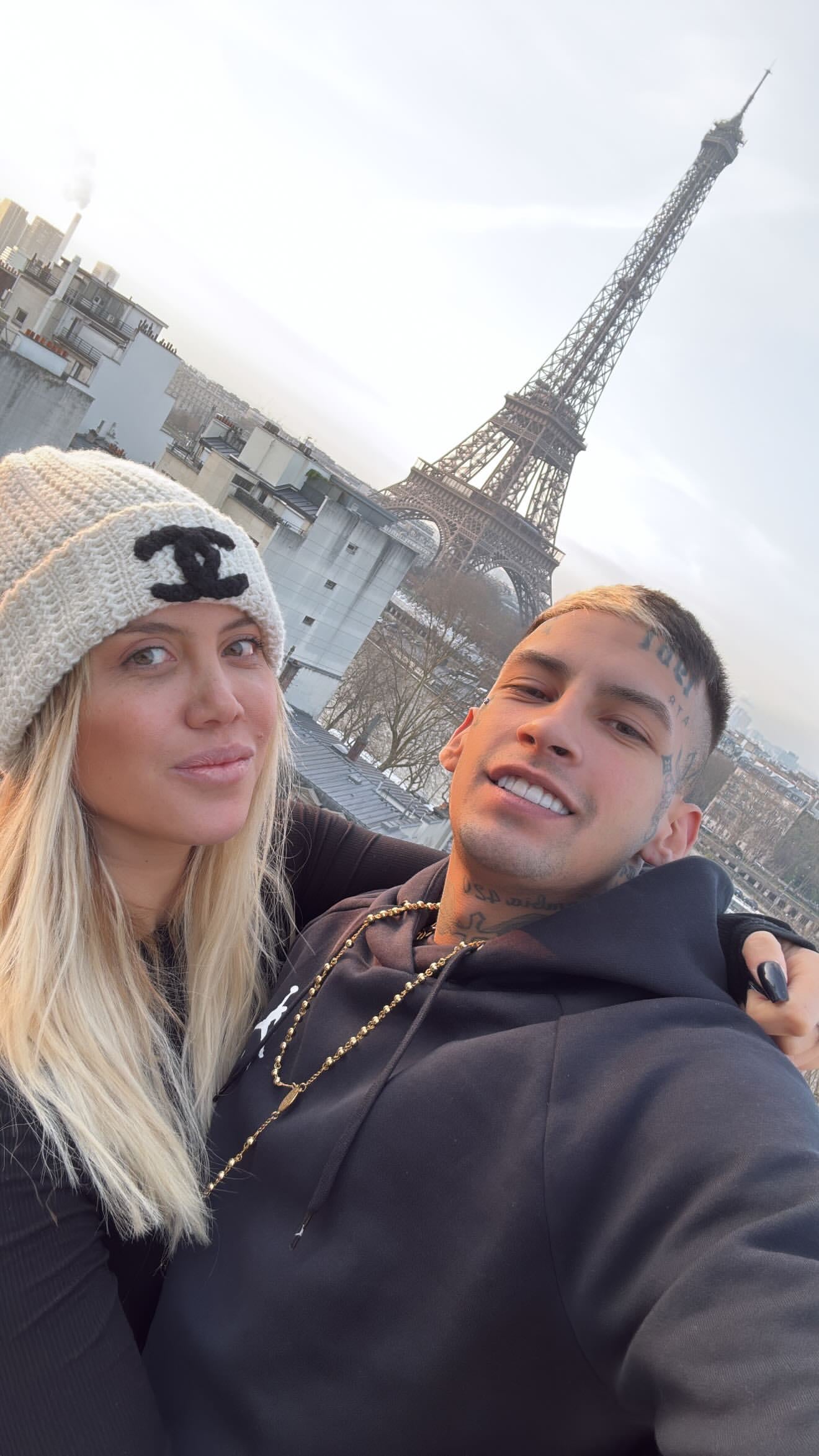 Wanda Nara y L-Gante, enamorados por Europa. Gentileza Instagram.