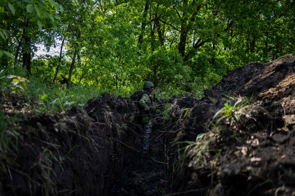 Ucrania informó que en Mariúpol murieron 22 mil residentes durante los tres meses de las tropas rusas (AP)