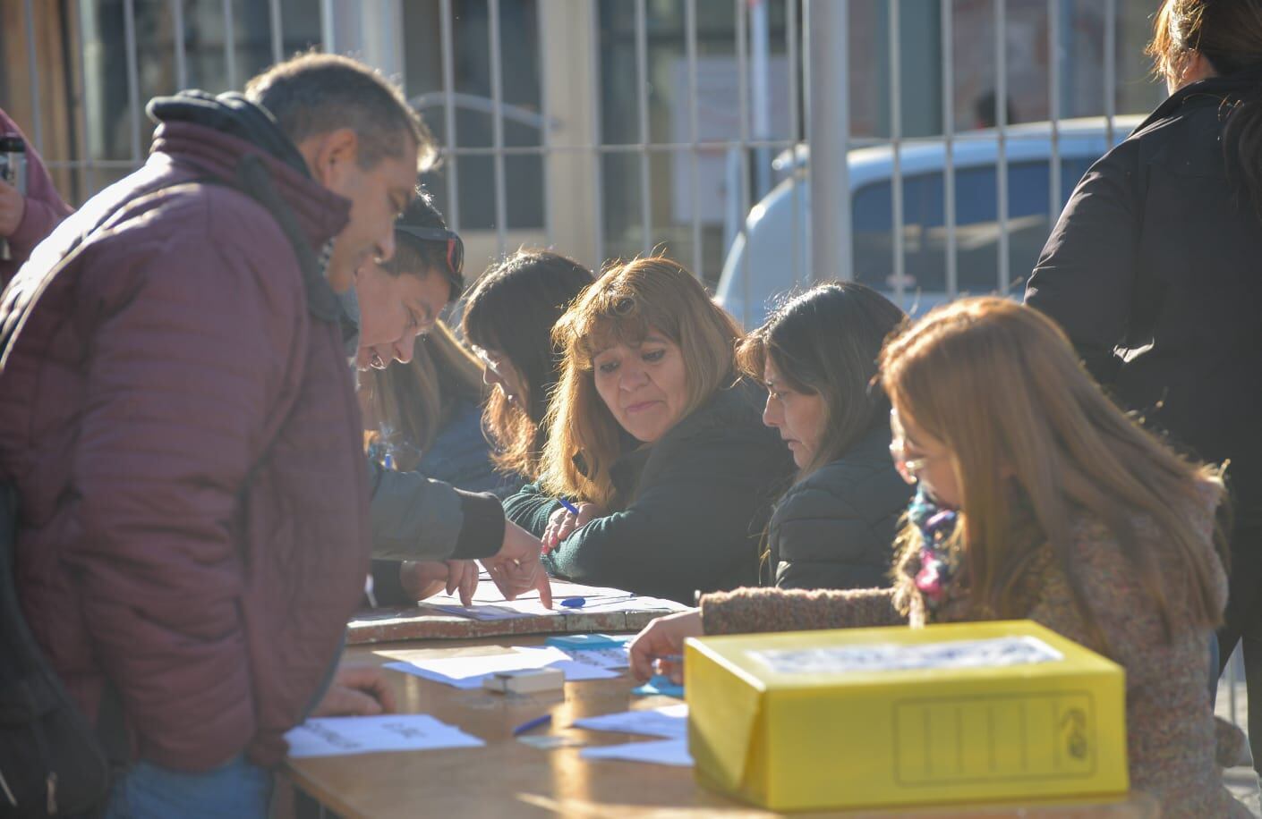 El SUTE votó este sábado un nuevo paro, pero la medida quedó "en suspenso" hasta después de la paritaria.