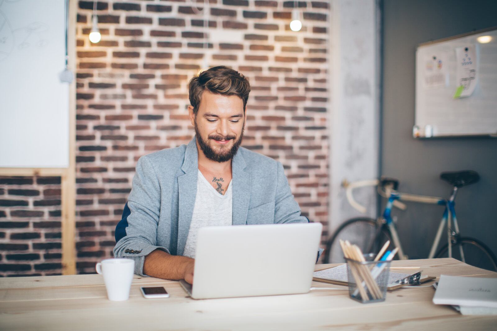 Hoy es fundamental contar con una buena iluminación, sobre todo al trabajar en modalidad home office.