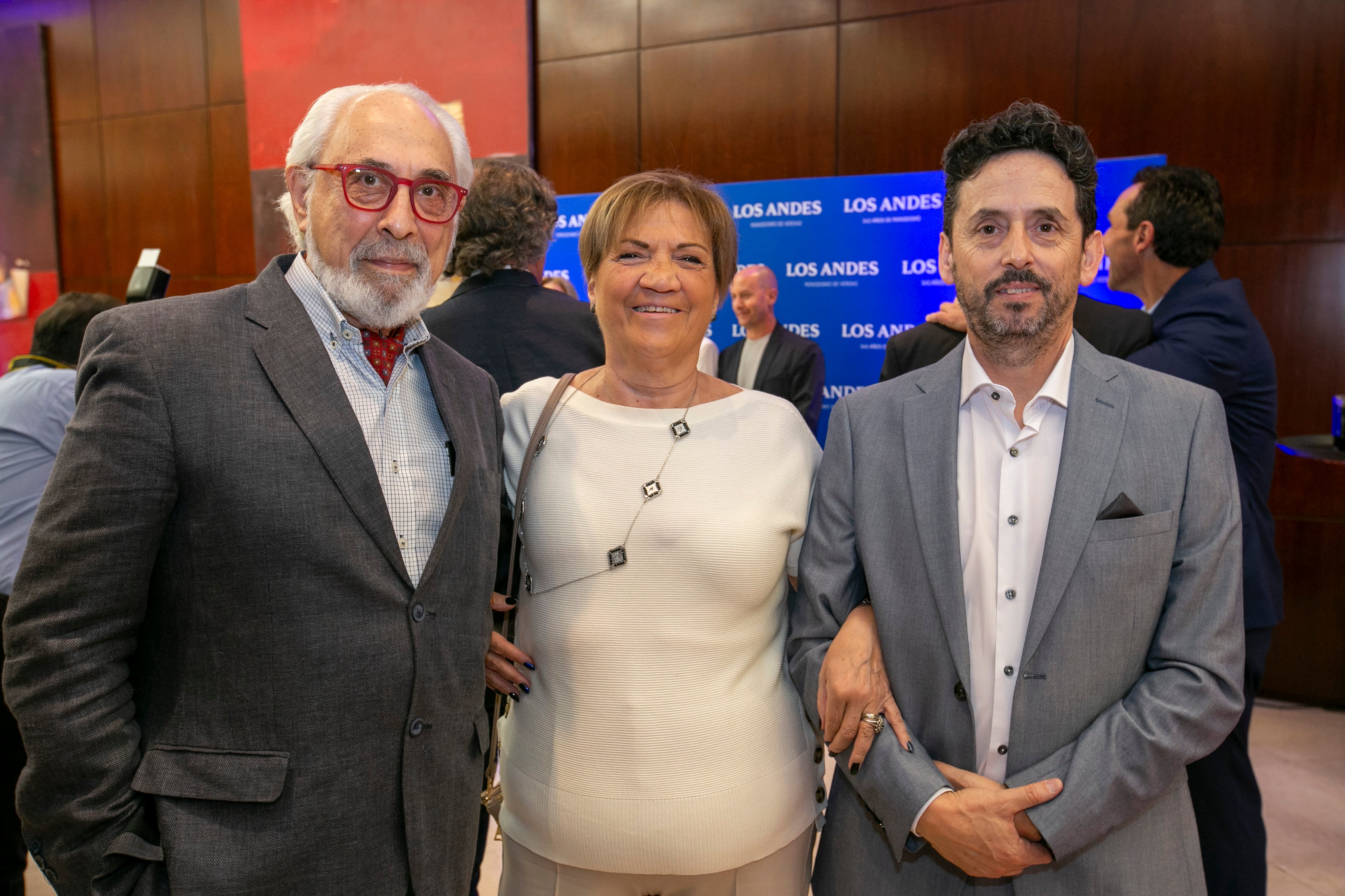 Santiago Kovadloff, Gloria Gloria Magnaghi y Pablo Dellazoppa.