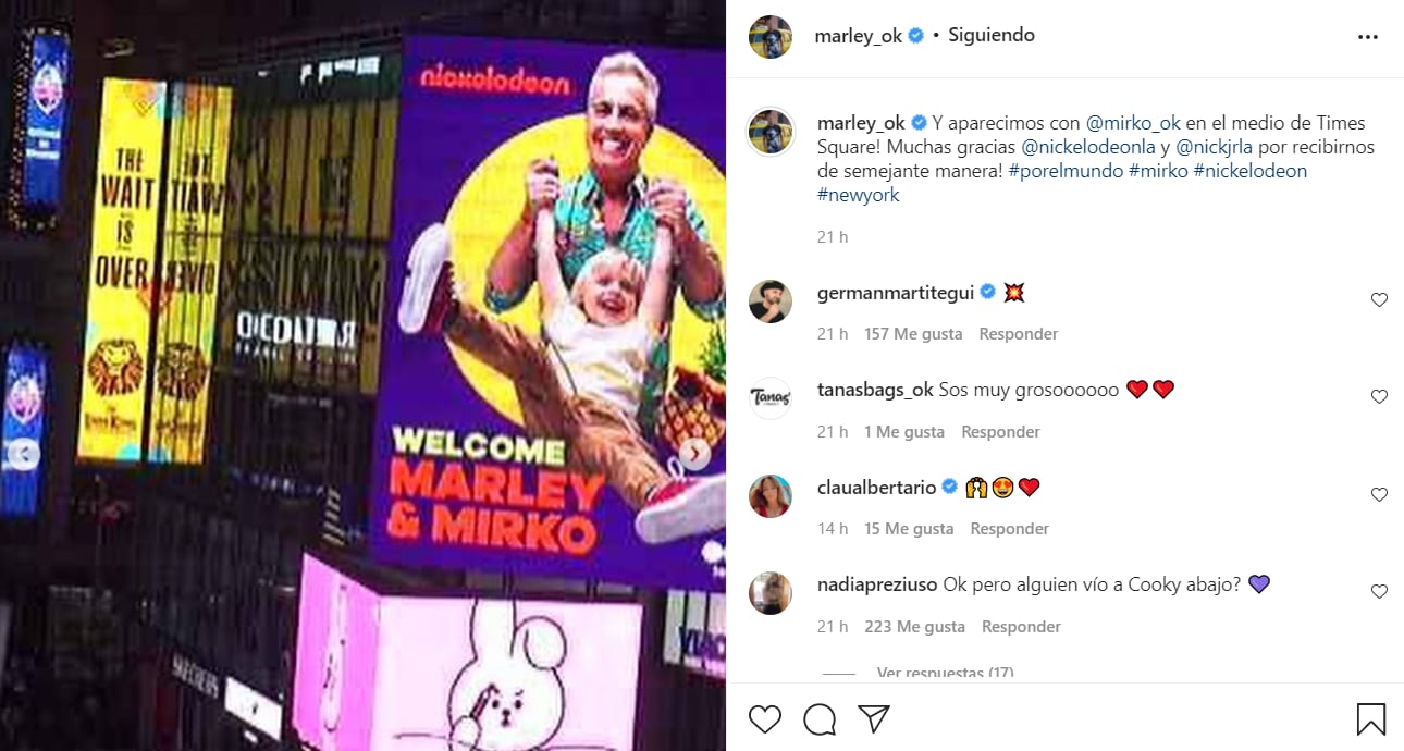 Así es el cartel de bienvenida a Nueva York para Marley y Mirko.