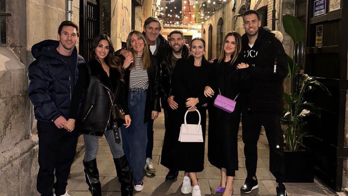 Messi cenó en Barcelona con sus amigas Alba y Busquets (Archivo)