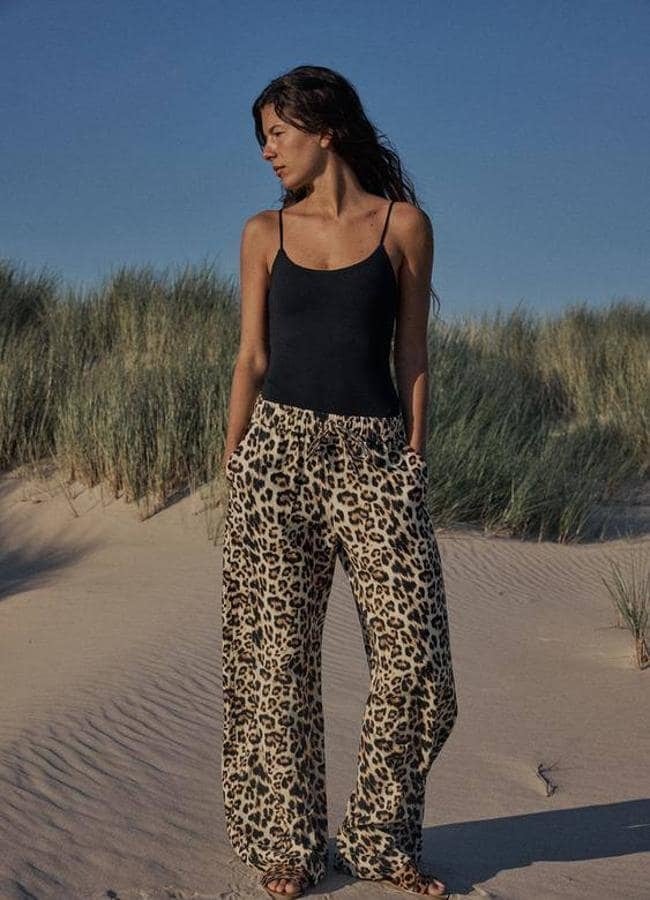 Pantalones de leopardo anchos