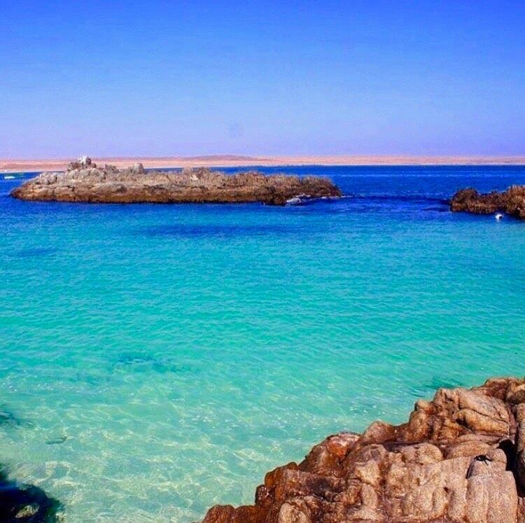 Arenas blancas y aguas cristalinas: cómo llegar a Bahía Inglesa, la paradisíaca playa chilena al norte de La Serena. Foto: facebook Bahía Inglesa Chile