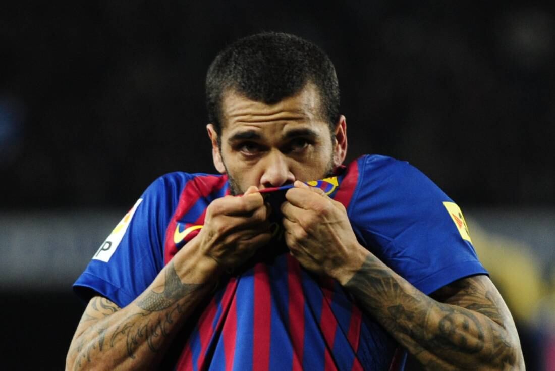 Dani Alves reforzará al club en este resurgir de la mano de Xavi (AP)