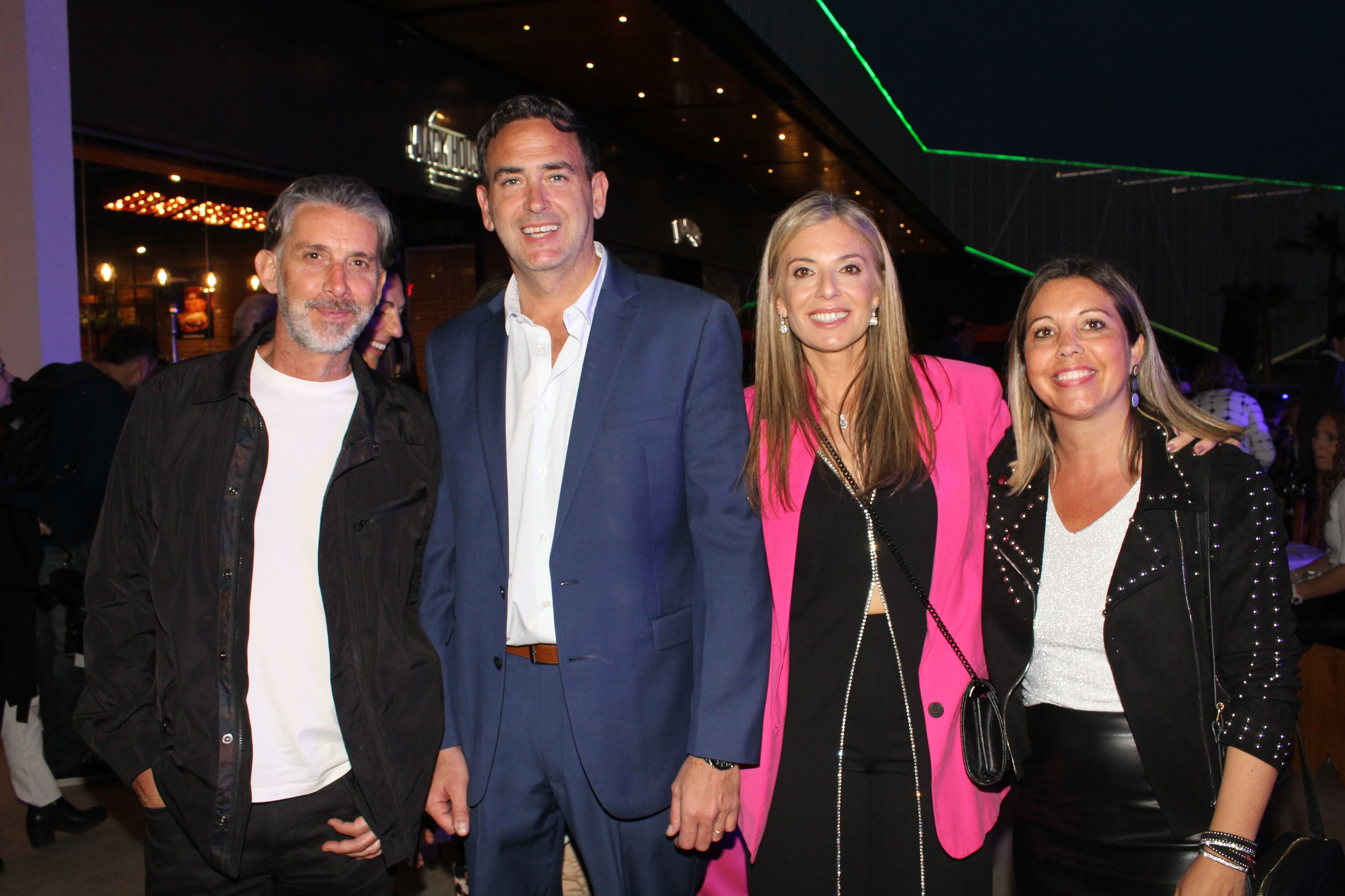 Miguel Bauzá, Gabriel Zarfati, Valeria Carbonero y Lorena Henríquez.