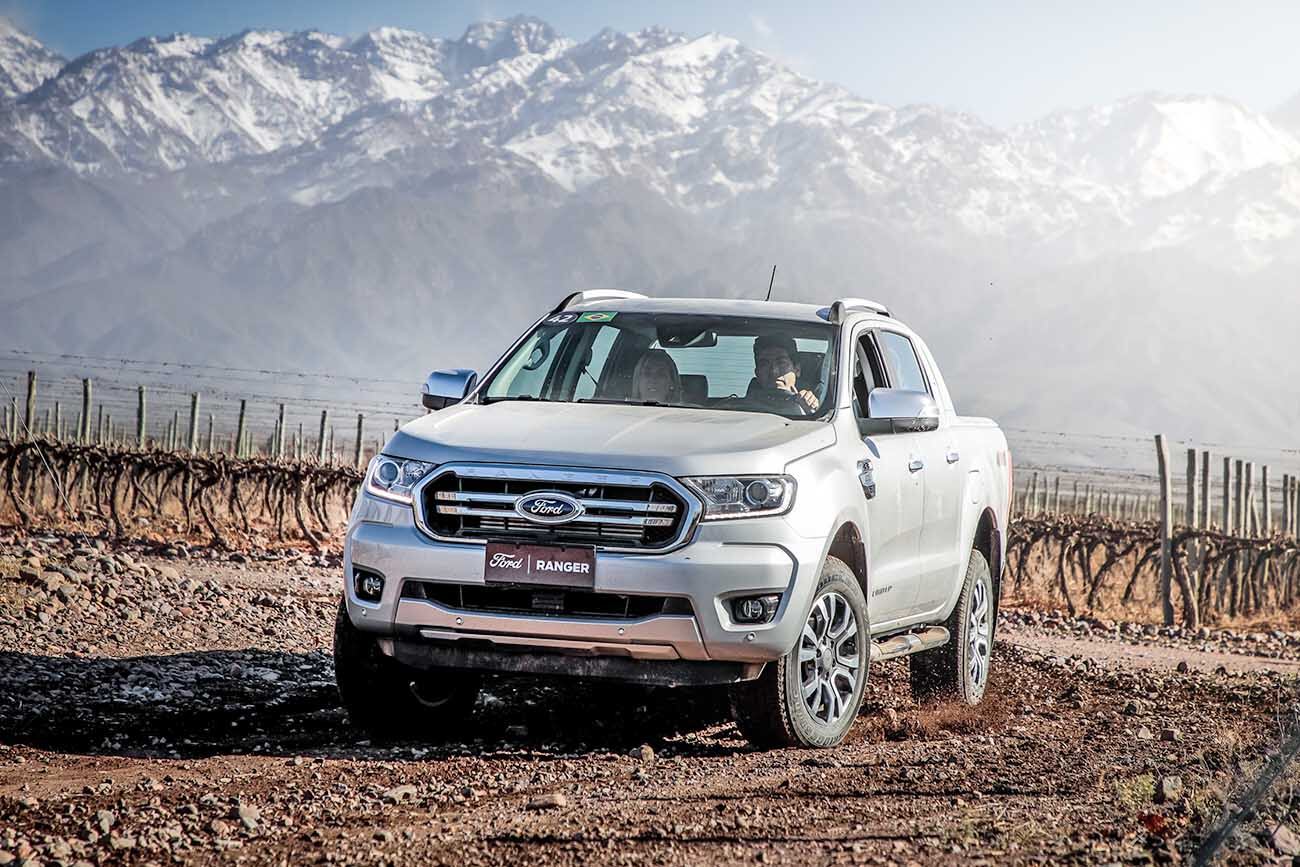 La Volkswagen Amarok lideró las ventas de octubre en el segmento "camionetas"