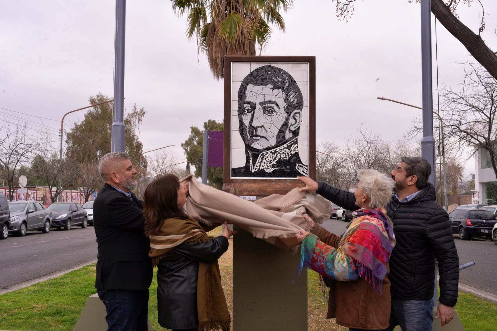 Mariana Giordanengo es la artista que realizó el mural.
