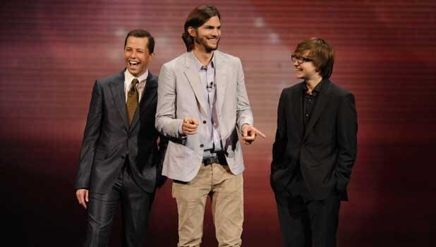 EL ELENCO. Kutcher, Jon Cryer y Angus T. Jones en la presentación del nuevo elenco de la serie.