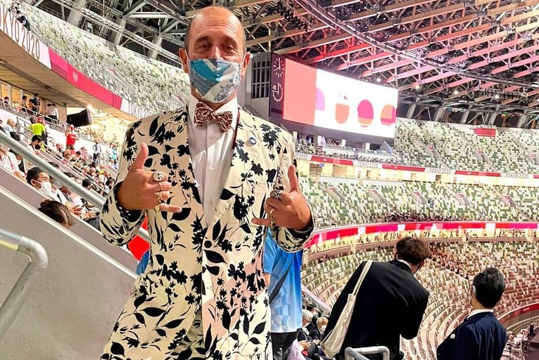 Aguerre en el estadio en Tokio, en la previa de la inauguración. Asegura que la dirigencia del COI quedó sorprendida con el arribo del surf. (Diego DiYorio)