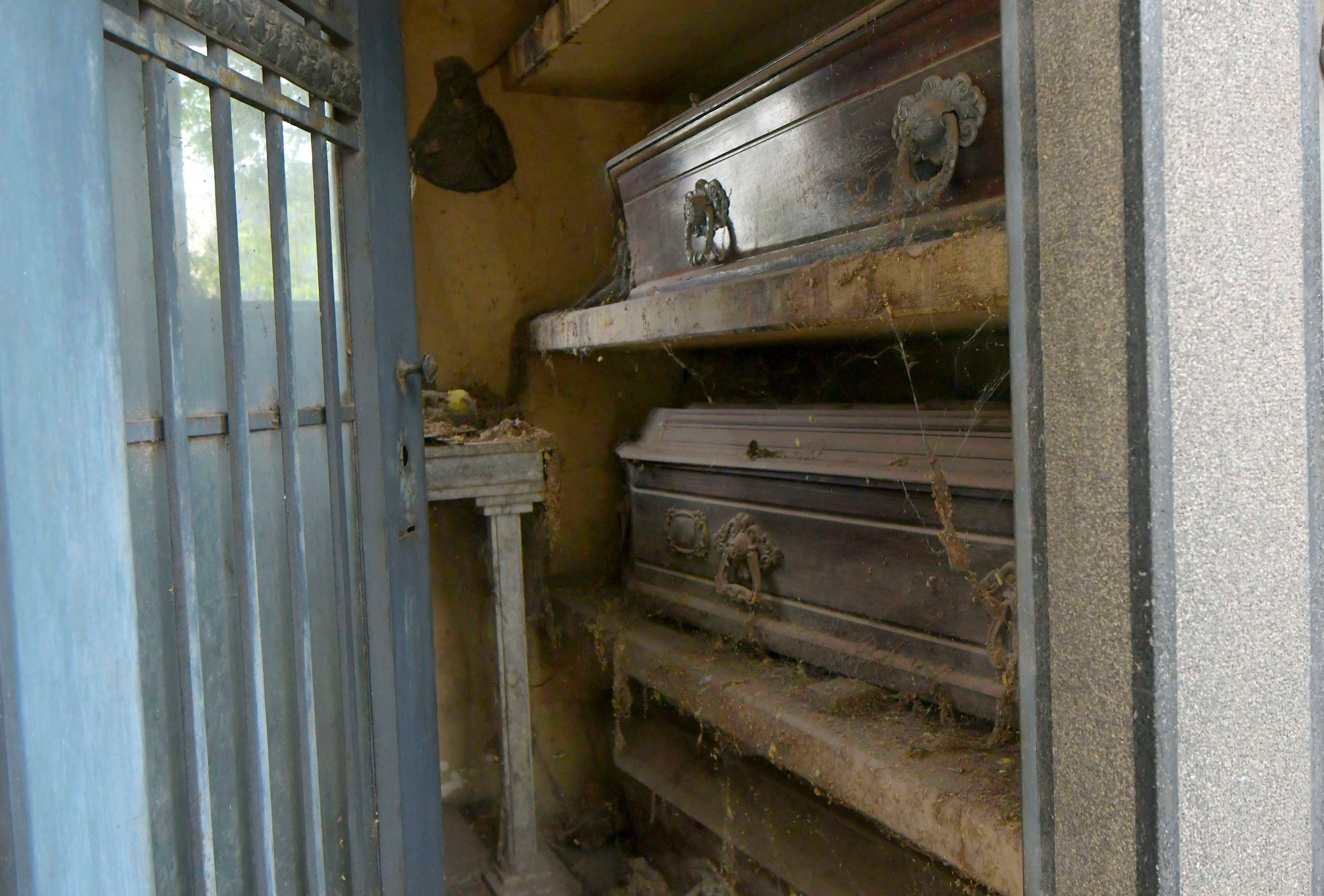 Mitos urbanos: La Nena y El Brasilero, los niños fantasmas que según testigos “corren” por el Cementerio de Mendoza. Foto: Orlando Pelichotti