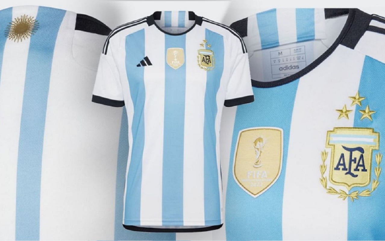 Camiseta de la Selección Argentina con tres estrellas (Adidas)