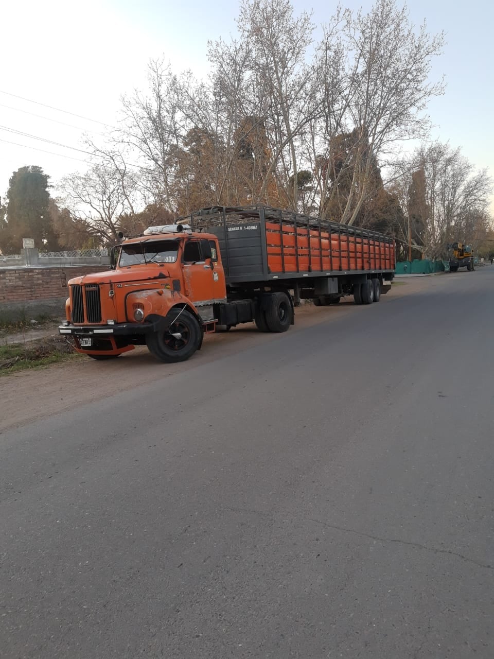 Según el informe policial, el camión no vio al ciclista porque lo encandilaron las luces. Foto: Gentileza.