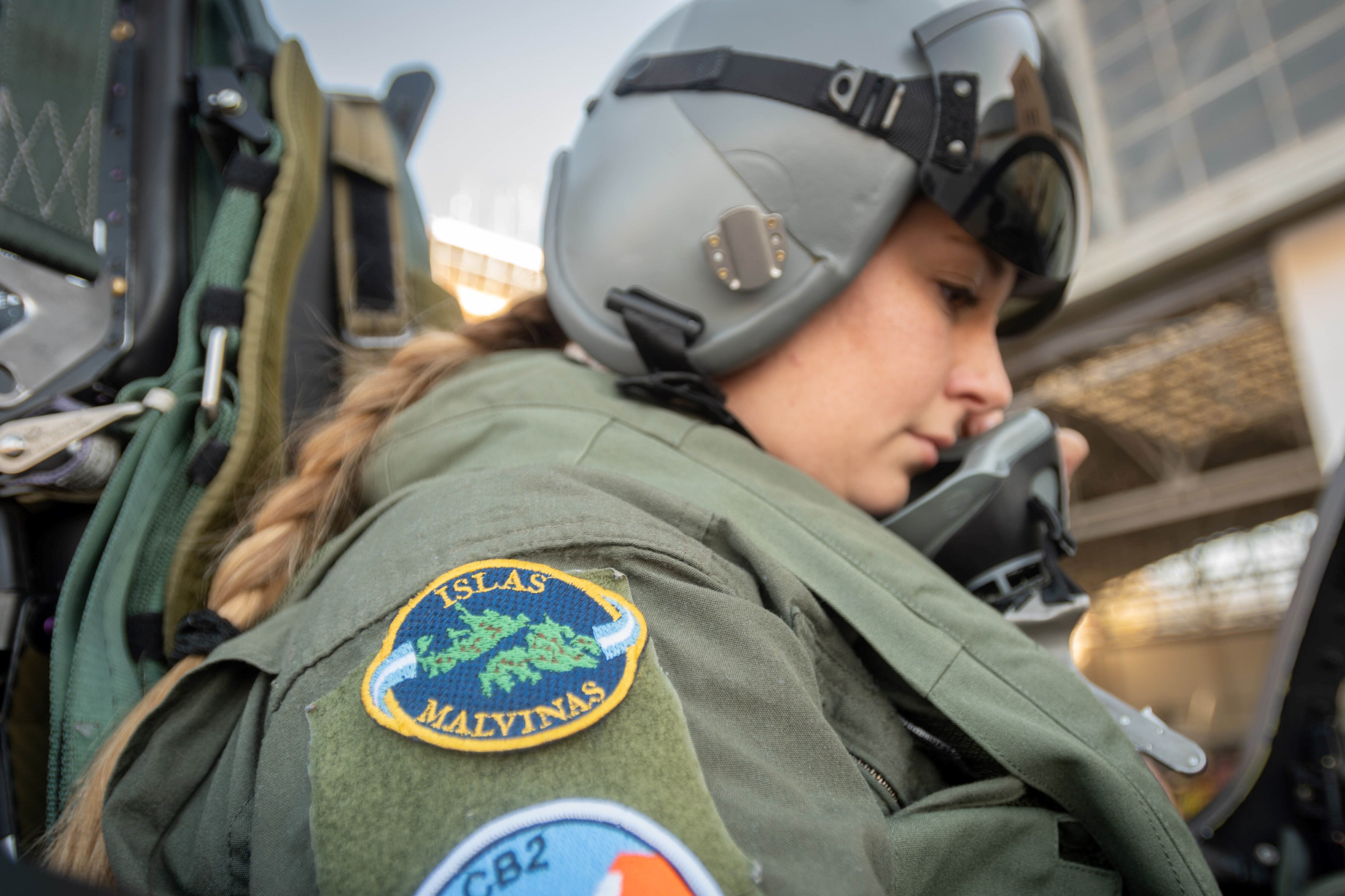 Sofía Vier tuvo en la provincia su primer Vuelo Solo como aviadora de combate. No le interesa ser la primera mujer, sino ser buena piloto