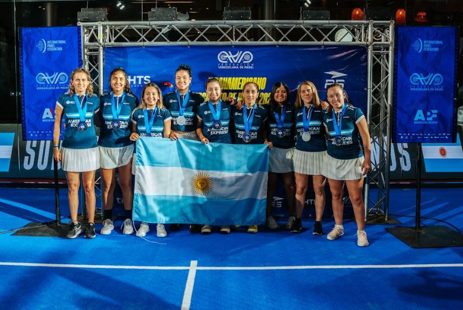 Las chicas argentinas cayeron en la final, pero hicieron un torneo espectacular. / Prensa APA