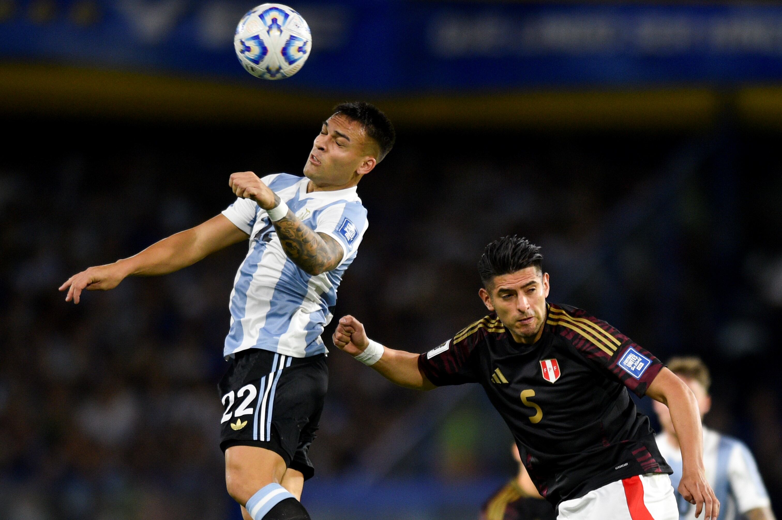 Lautaro Martínez, delantero de Argentina, en el partido ante Perú por las eliminatorias. / Gentileza. 