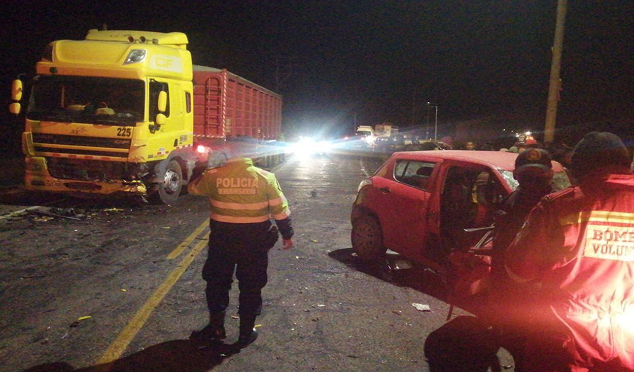 Una familia que volvía de un casamiento murió tras un violento accidente.