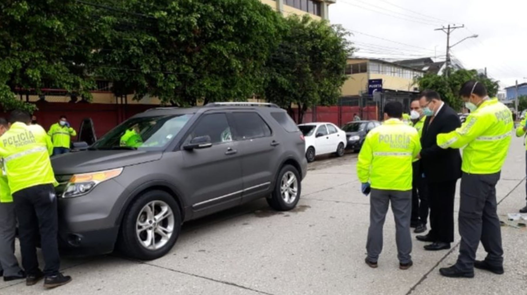 Fotos del lugar del asesinato.