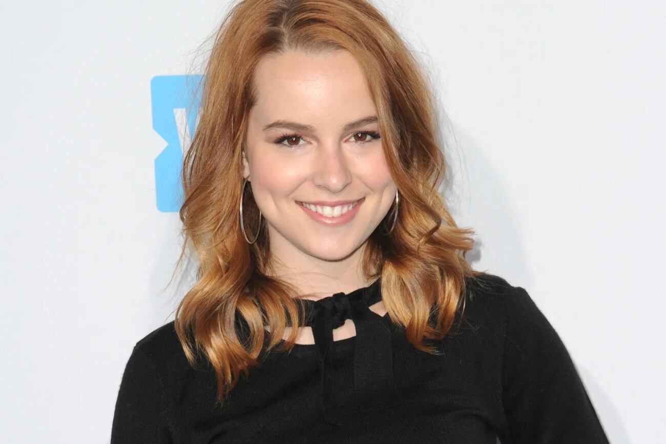 La actriz de Disney Bridgit Mendler ahora es CEO en una importante empresa espacial