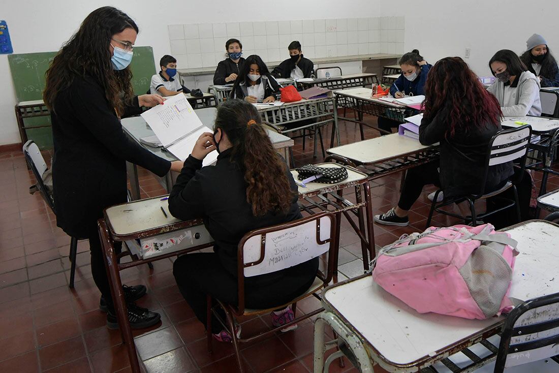 Los chicos que no alcanzan a aprobar el 70% del contenido dictado en clases tendrán refuerzo en 2022. 