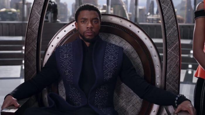 Este nuevo film da cuenta del duelo por la muerte de Chadwick Boseman.