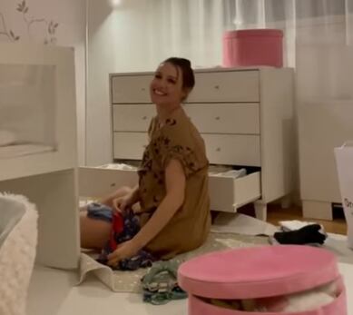 Pampita en la habitación para su hija por nacer