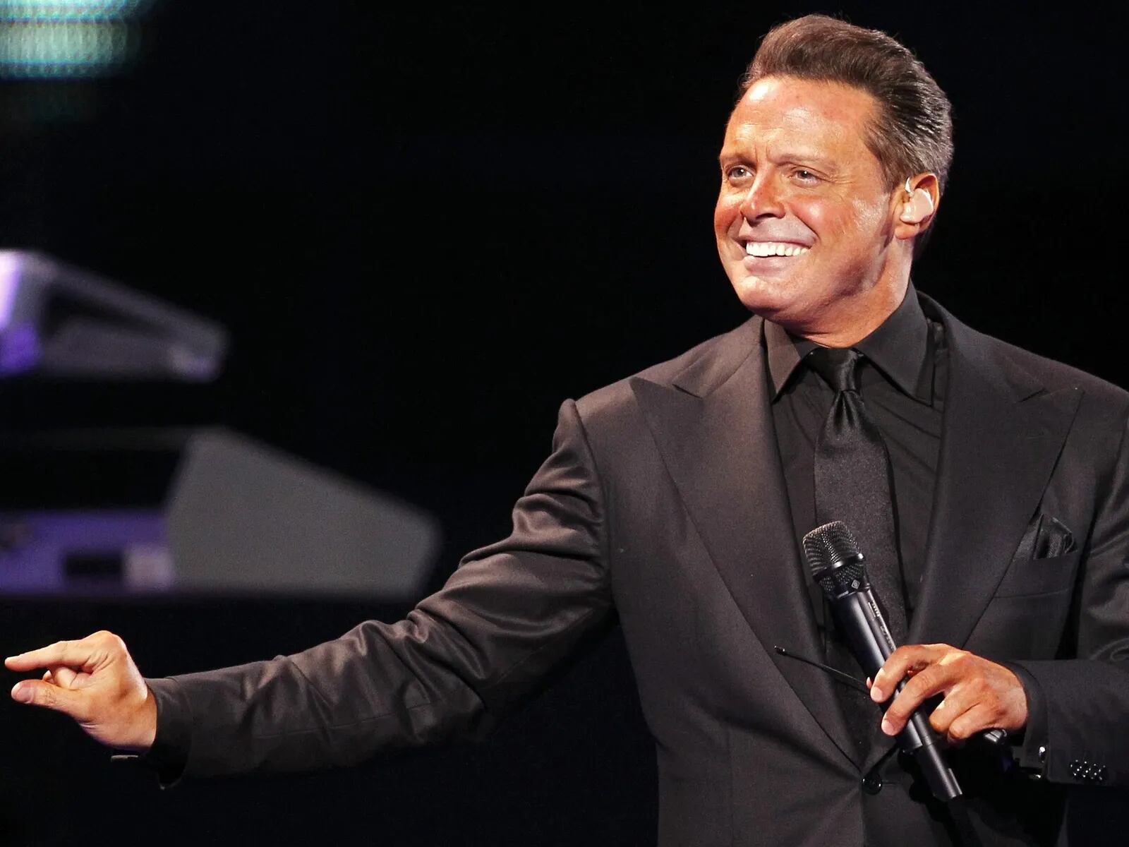 Luis Miguel podría suspender sus shows por un problema de salud.