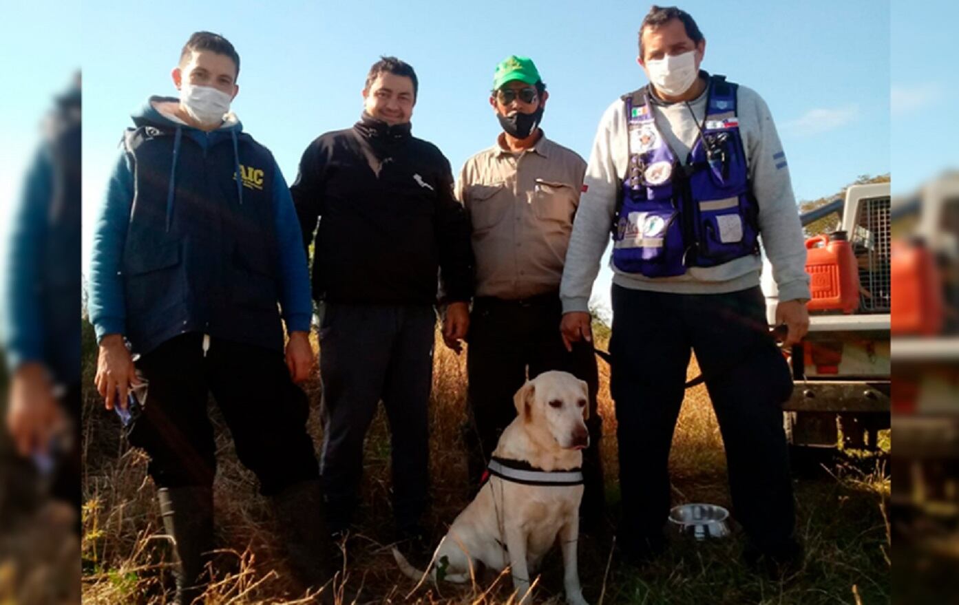 Equipo que participó en el rastrillaje en la zona donde desapareció Guadalupe Lucero. - Gentileza / El Chorrillero