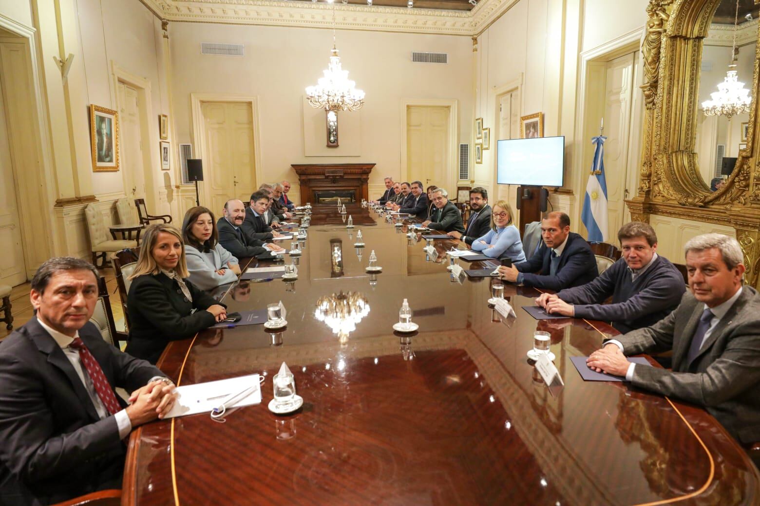 El presidente Alberto Fernández se reunión con gobernadores en Casa Rosada.