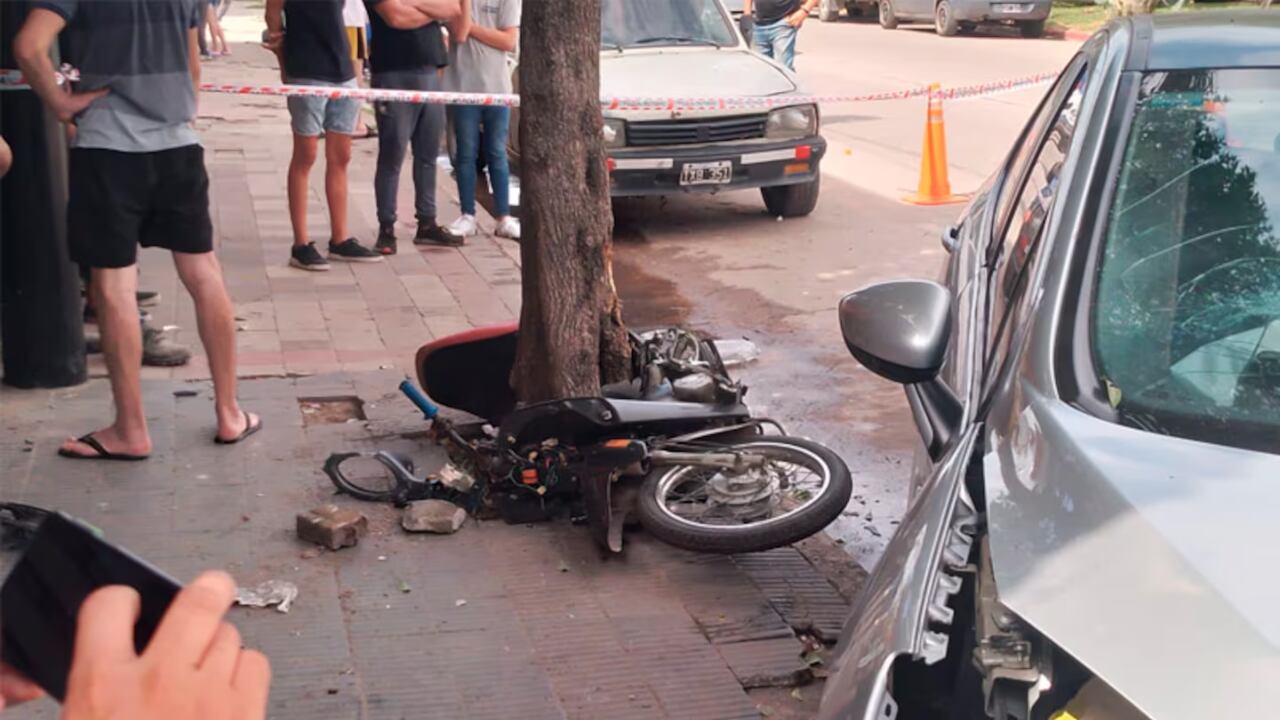 Los motochorros permanecen en un hospital de urgencias bajo custodia policial. Foto: Gentileza Francisco Arias / El Doce.